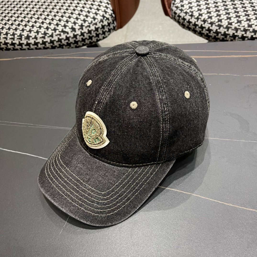 Moncler Caps